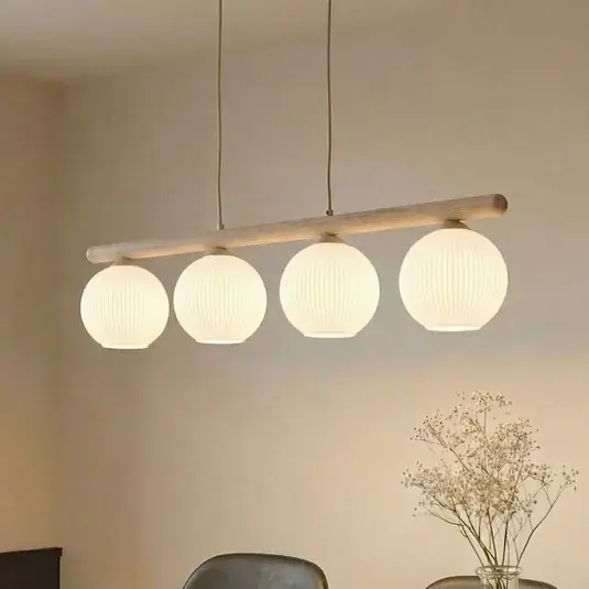 Lampada a sospensione Virlo, a 4 luci, legno, vetro opalino, lunghezza 95 cm Promozione