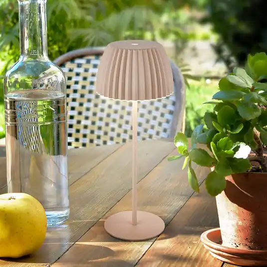 Lampada LED da tavolo ricaricabile Brilo unplugged Riffle, 36 cm, beige Di Tendenza