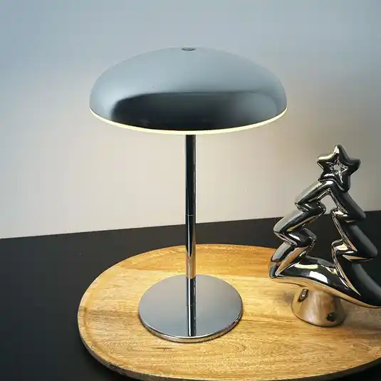 Lampada LED da tavolo ricaricabile Brilo unplugged Caxa 30 cm, cromata Promozione