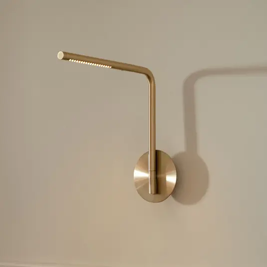 Applique a LED UMAGE Omni Pivot, color ottone, dimmerabile Offerta Limitata