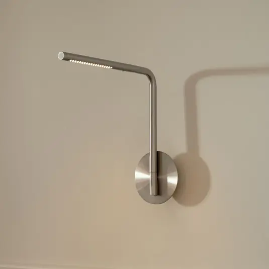 Applique a LED UMAGE Omni Pivot, color acciaio, dimmerabile Offerta Speciale