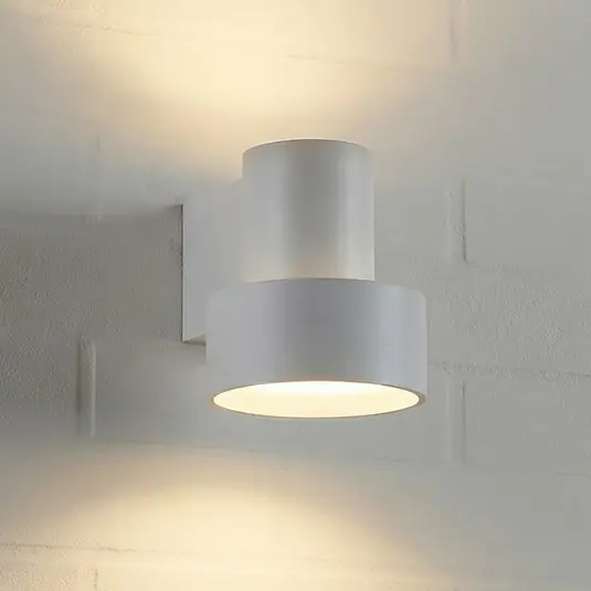 Applicazione da esterni LED Lucande Elune, grigio chiaro, IP44, luce verso Bestseller