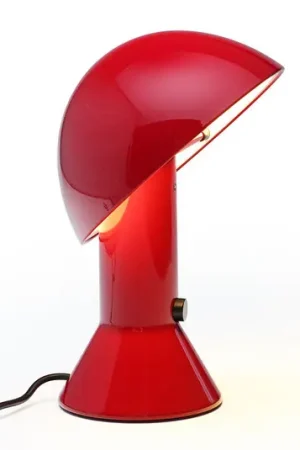Di Tendenza Martinelli Luce Elmetto - Lampada da tavolo, rosso rubino