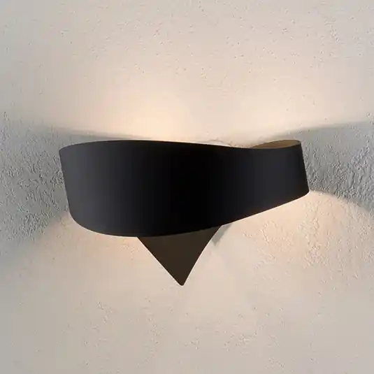 Affare Applique di design nero Scudo