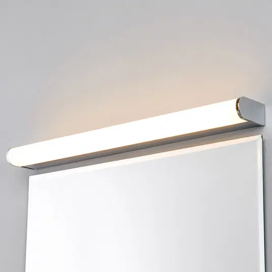 Lindby Applique a LED Philippa, arrotondata, 58 cm, cromo, IP44 Solo Oggi