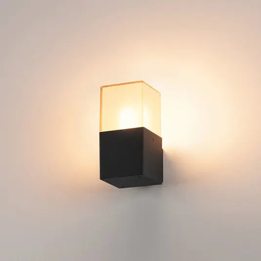 Lampada a muro con angoli per est. GRAFIT Reso Gratuito