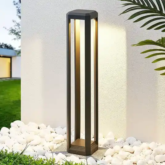 Lucande lampione a LED Fery, antracite, metallo, 80 cm, IP65 Nuova Collezione