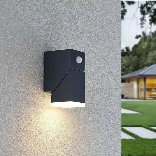 Lindby Applique a LED Sally, 15 cm, antracite, IP54, sensore Pagamento Sicuro
