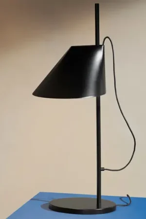 Bestseller Louis Poulsen Yuh - lampada LED da tavolo nera