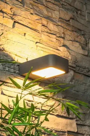 Moderna applique LED Juna per l‘esterno Quantità Limitata