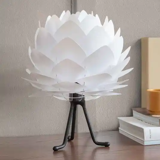 Compra Oggi Stesso UMAGE Silvia Mini da tavolo bianco/treppiede nero