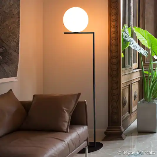 Quantità Limitata FLOS IC F1 Piantana nera Ø 20 cm