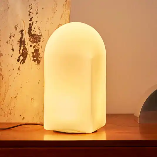 Offerta Limitata HAY Parade Lampada da tavolo LED a conchiglia bianca altezza 24 cm