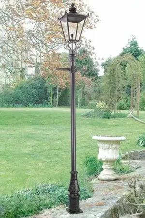 Lampione Wilmslow nero 1 luce altezza 82,5cm Più Venduto