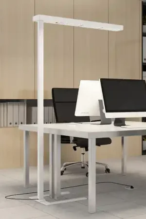 Arcchio Lampada da terra per ufficio Susi, bianco, sensore, dimmer a sfioramento Popolare