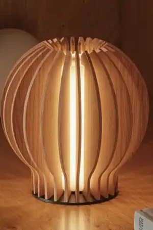 PLEASE WAIT to be SEATED Lampada a batteria RADIANT Legno chiaro 14 cm Compra Adesso