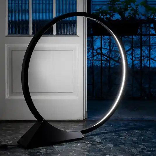 Offerta Artemide O piantana LED