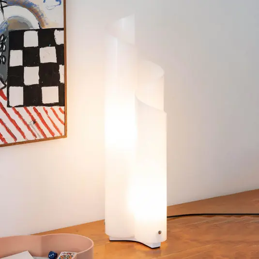 Solo Oggi Artemide Mezzachimera lampada da terra ondulata