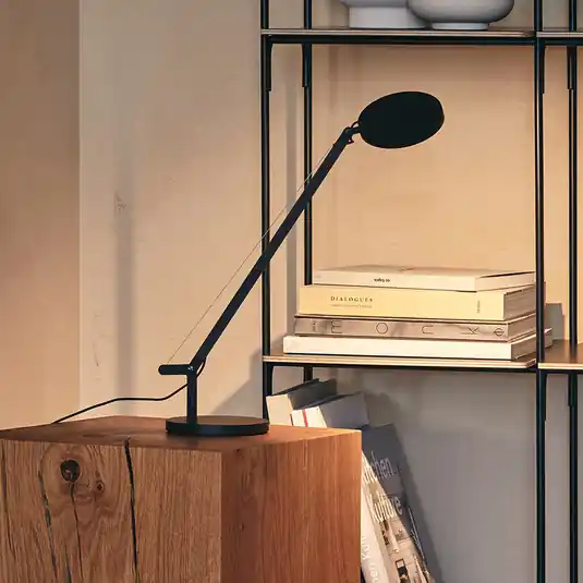 Acquista Ora Artemide Demetra Micro da tavolo 2.700K nero