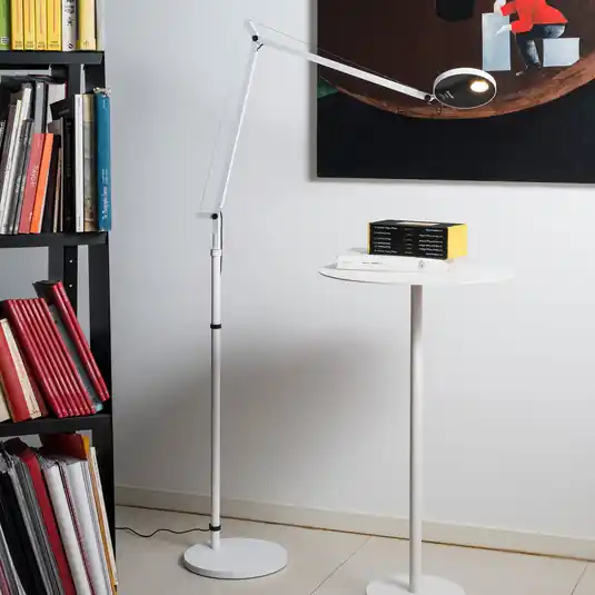 Prezzo Conveniente Artemide Demetra Reading piantana LED 927 bianco