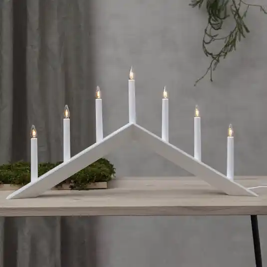 Nuovo Arrivo Candelabro a freccia, piatto, a 7 fiamme, bianco