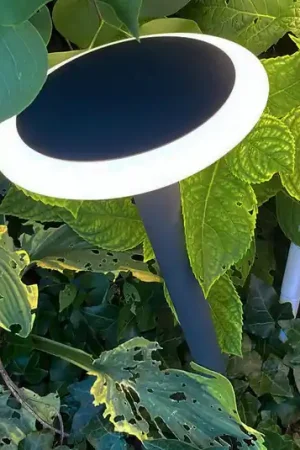 Professionale Lampioncino LED Bermuda con picchetto nero-grigio