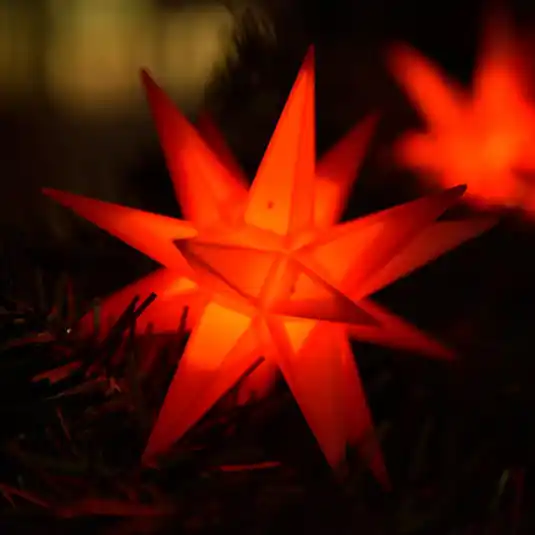 Ghirlanda luminosa LED con 9 stelle per esterni, rossa Ultimissimo Modello