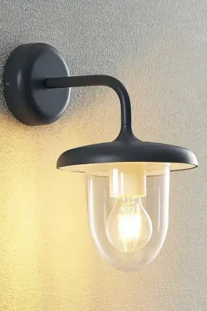 Offerta Speciale Prios Larkumi applique da esterni con attacco E27